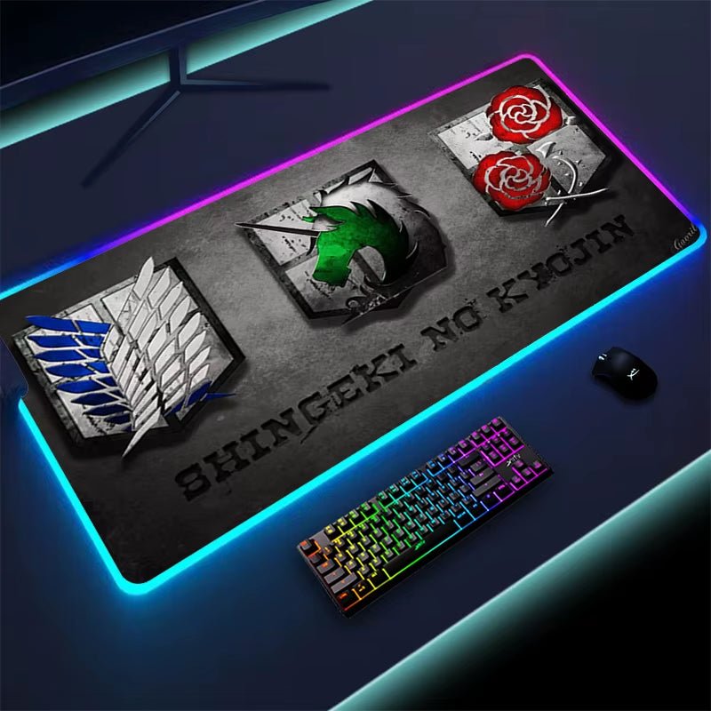 Tapis de bureau LED RGB  - Montrant le dessin du tapis avec l'éclairages led autour 